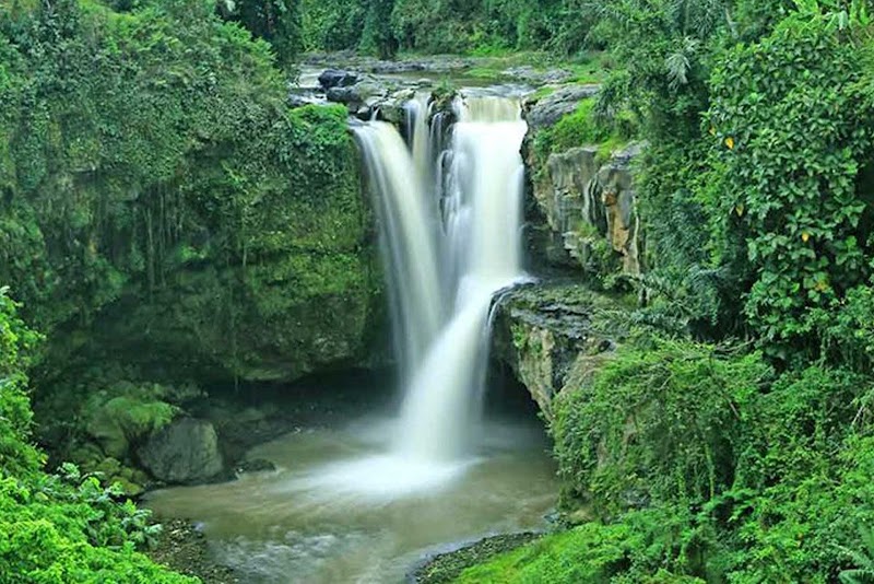 Photo 1 at Tegenungan Waterfall in Sukawati