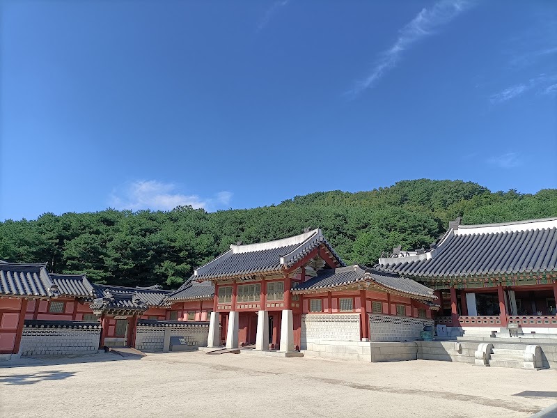 Photo 5 at Hwaseong Haenggung in Suwon