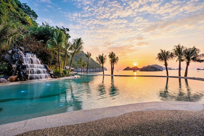 Photo 2 at Flamingo Cat Ba Resort in 