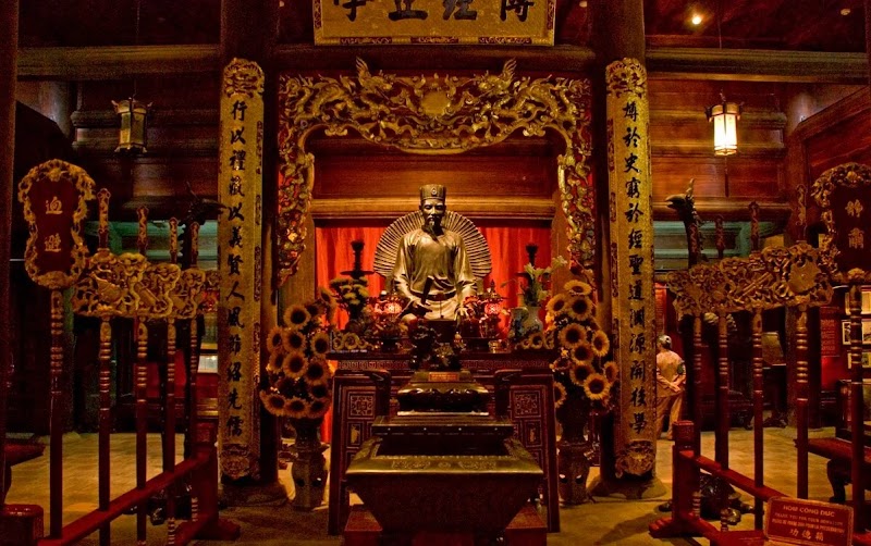 Photo 3 at Temple Of Literature in 