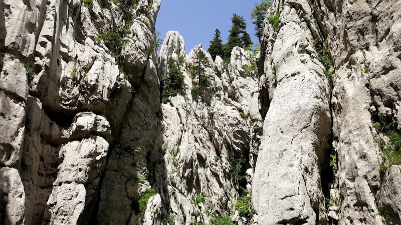 Photo 2 at White and Samarian Rocks in 
