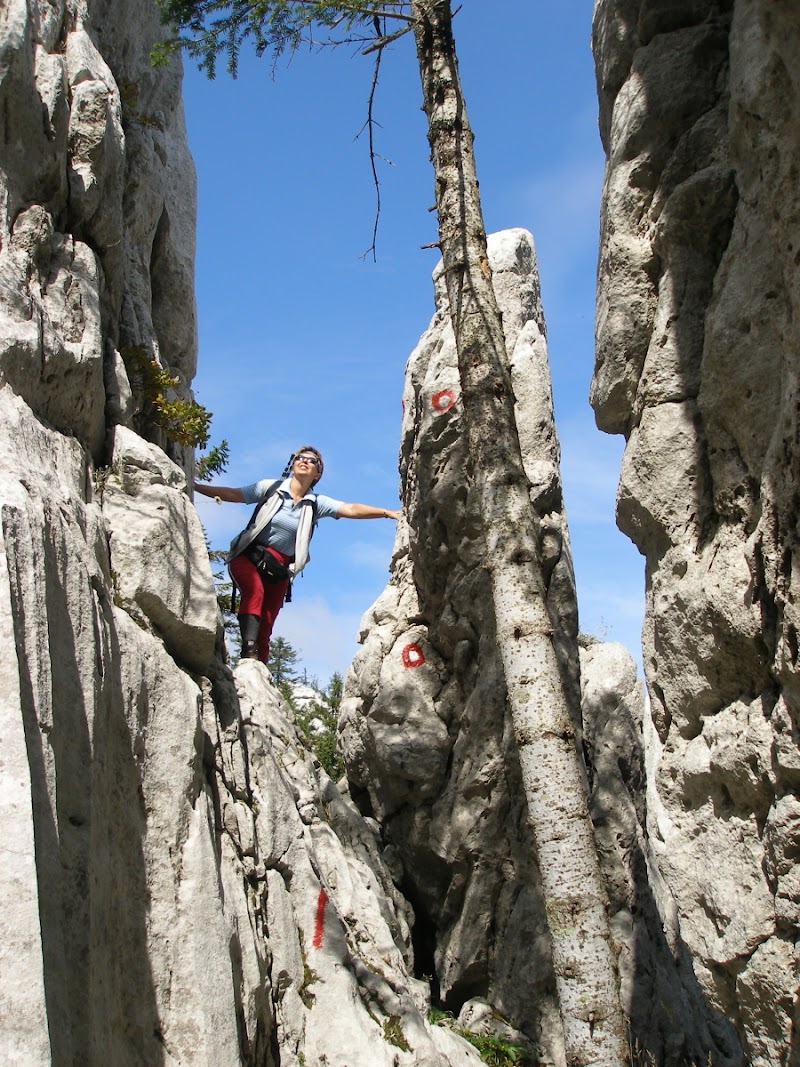 Photo 6 at White and Samarian Rocks in 