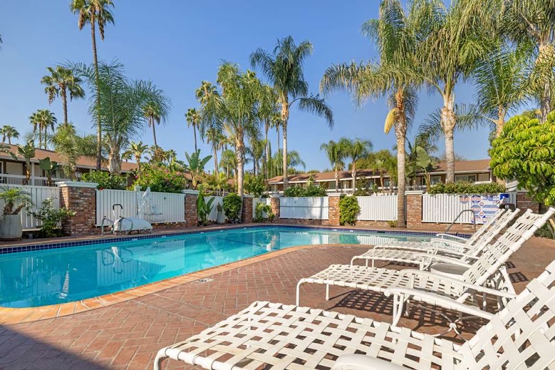 Photo 2 at Best Western Plus Carriage Inn in Los Angeles