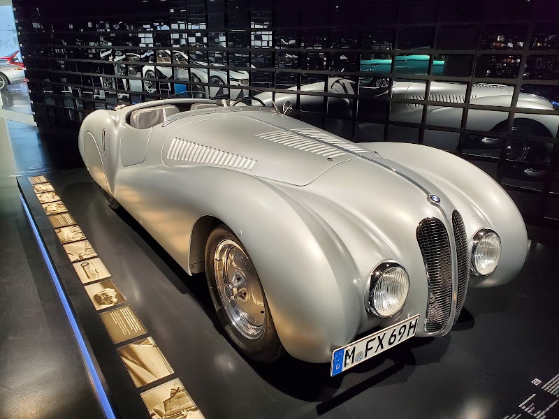 Photo 4 at BMW Museum in München