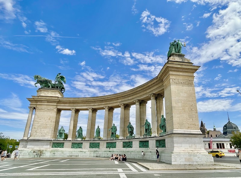 Photo 5 at Heroes' Square in Budapest