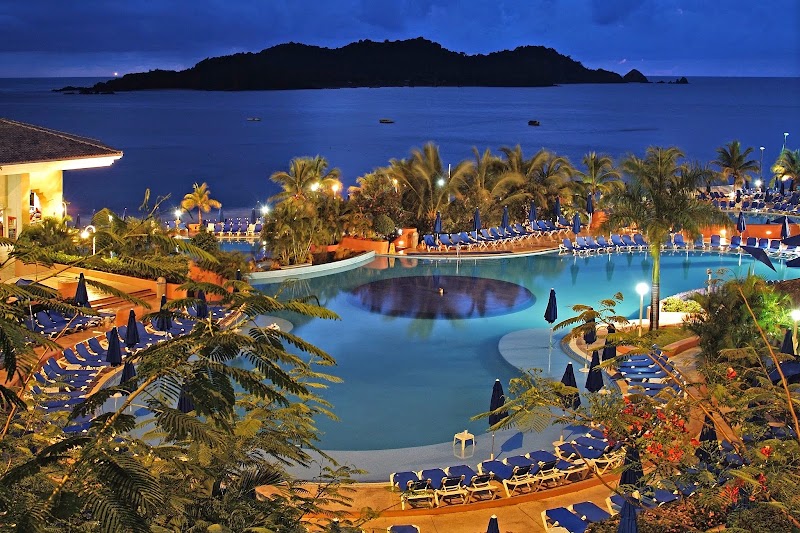 Azul Ixtapa All Inclusive Beach Resort & Convention Center in Ixtapa Zihuatanejo