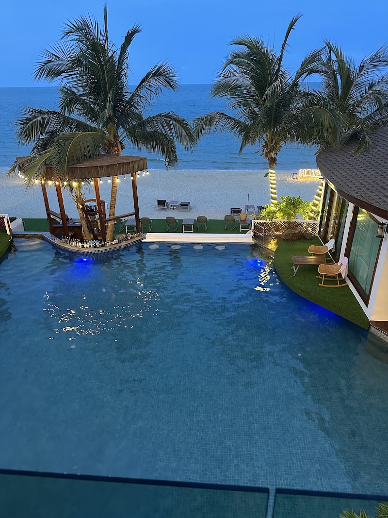 Photo 6 at Hotel Villa Aokhanom Beach Front in ต.ขนอม