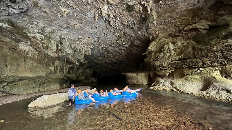 Belize Paradise Tours/Cave Tubing Paradise Tours in Belize City