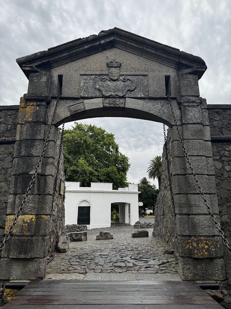 Field Gate in Colonia del Sacramento