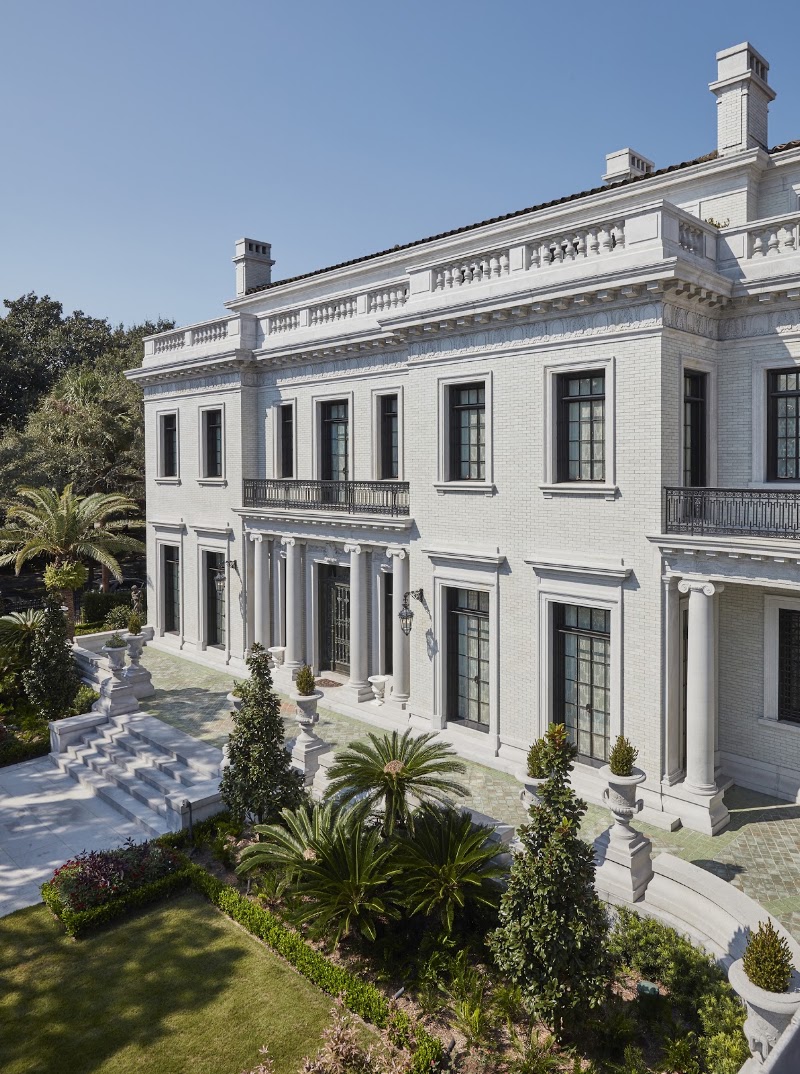 The Armstrong Kessler Mansion in Savannah