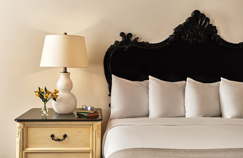 Photo 3 at French Quarter Inn in Charleston