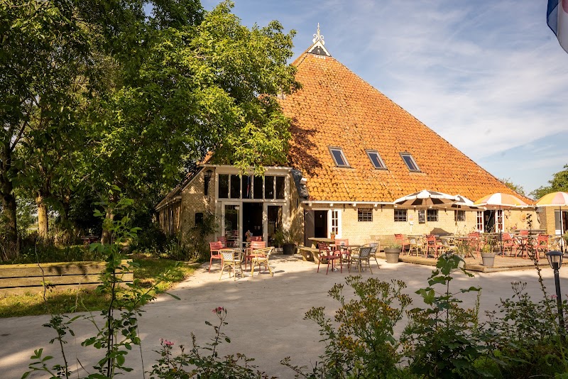 Pean-buiten Weidum in Weidum