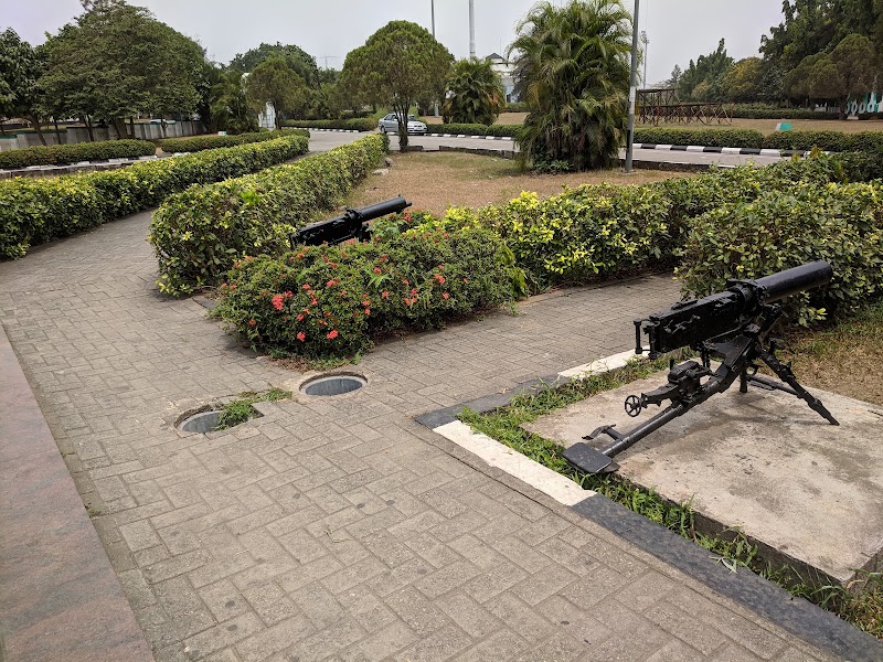 Photo 1 at World War 1 Cenotaph in Calabar