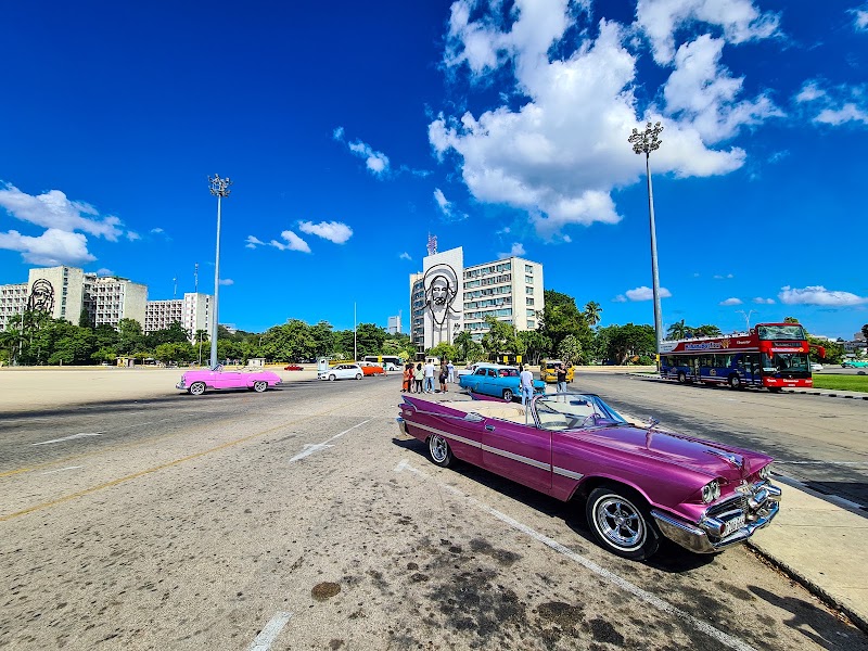 Photo 3 at Revolution Square in La Habana
