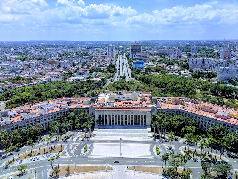 Photo 2 at Revolution Square in La Habana