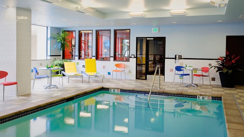 Photo 2 at The Maxwell Hotel - A Staypineapple Hotel in Seattle