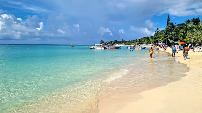 Photo 2 at Roatán in 