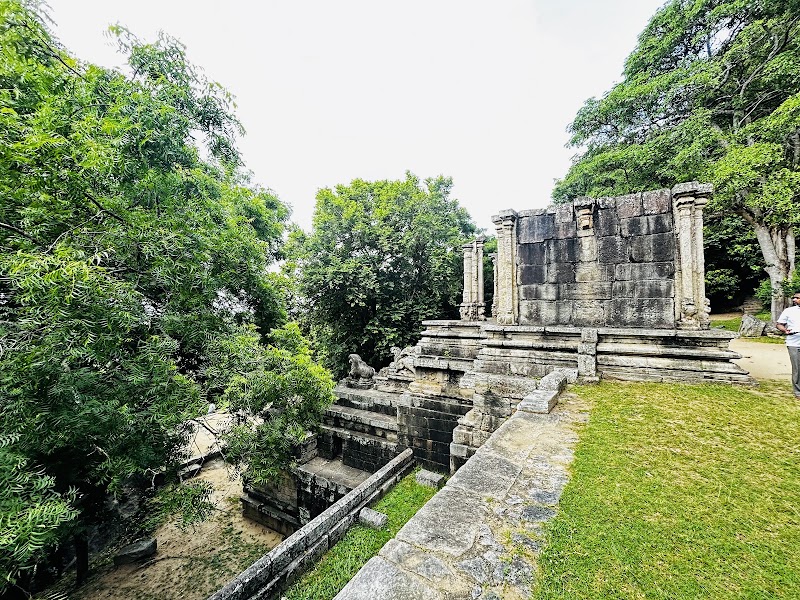 Photo 5 at Yapahuwa Rock Fortress in Maho