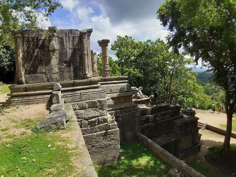 Photo 6 at Yapahuwa Rock Fortress in Maho