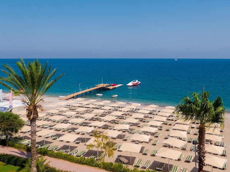 L'Oceanica Beach Resort Hotel in 