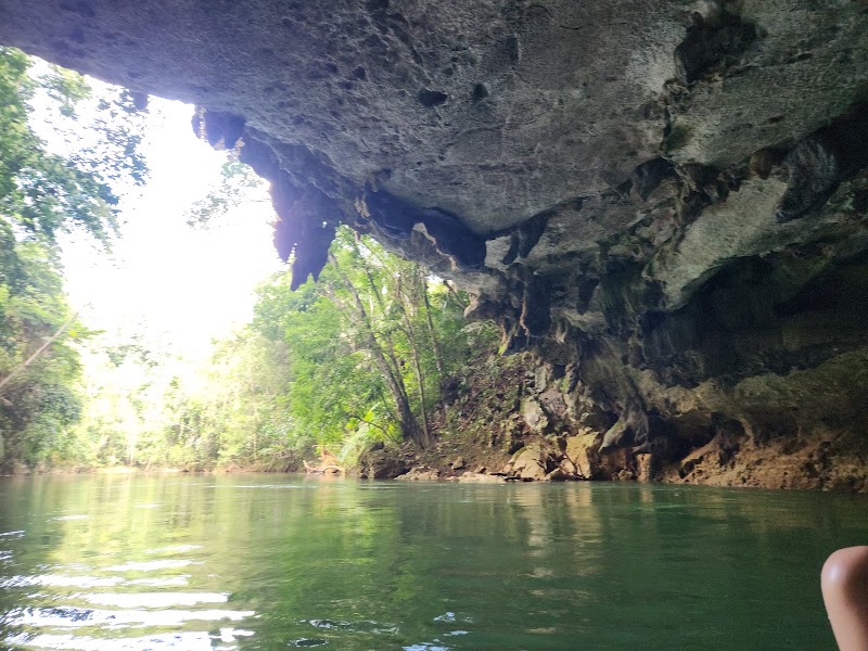 Photo 2 at Cave Tubing, Cave Kayaking & Jungle Zipline (Nohoch Che'en Caves Branch Archaeological Reserve) in Belize City