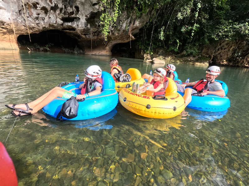 Cave Tubing, Cave Kayaking & Jungle Zipline (Nohoch Che'en Caves Branch Archaeological Reserve) in Belize City