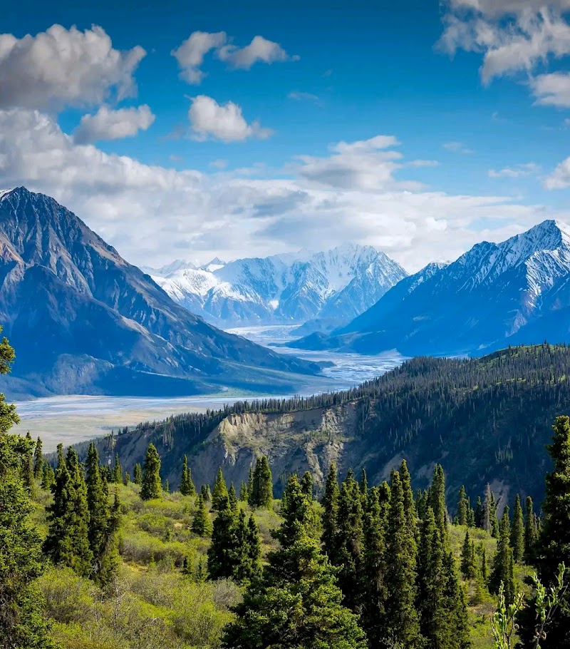 Kluane National Park and Reserve in Haines Junction