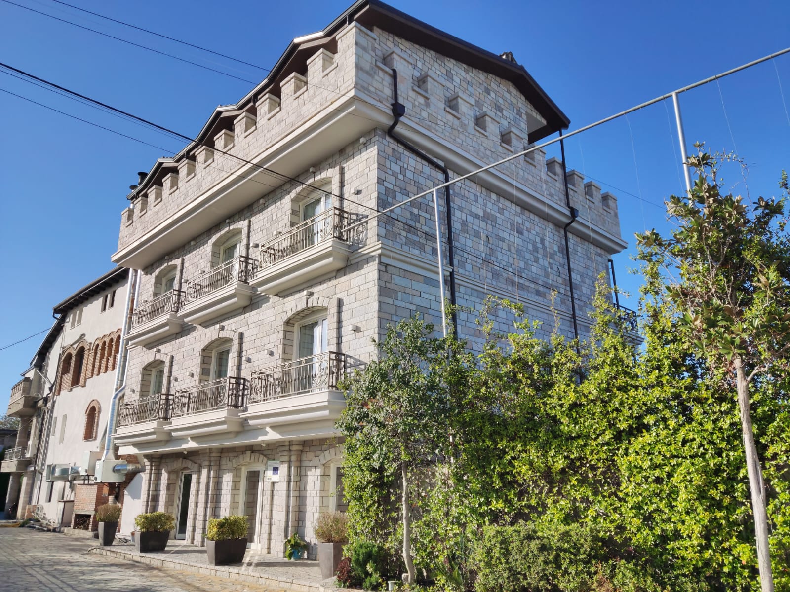 Dimal Castle in Poshnje