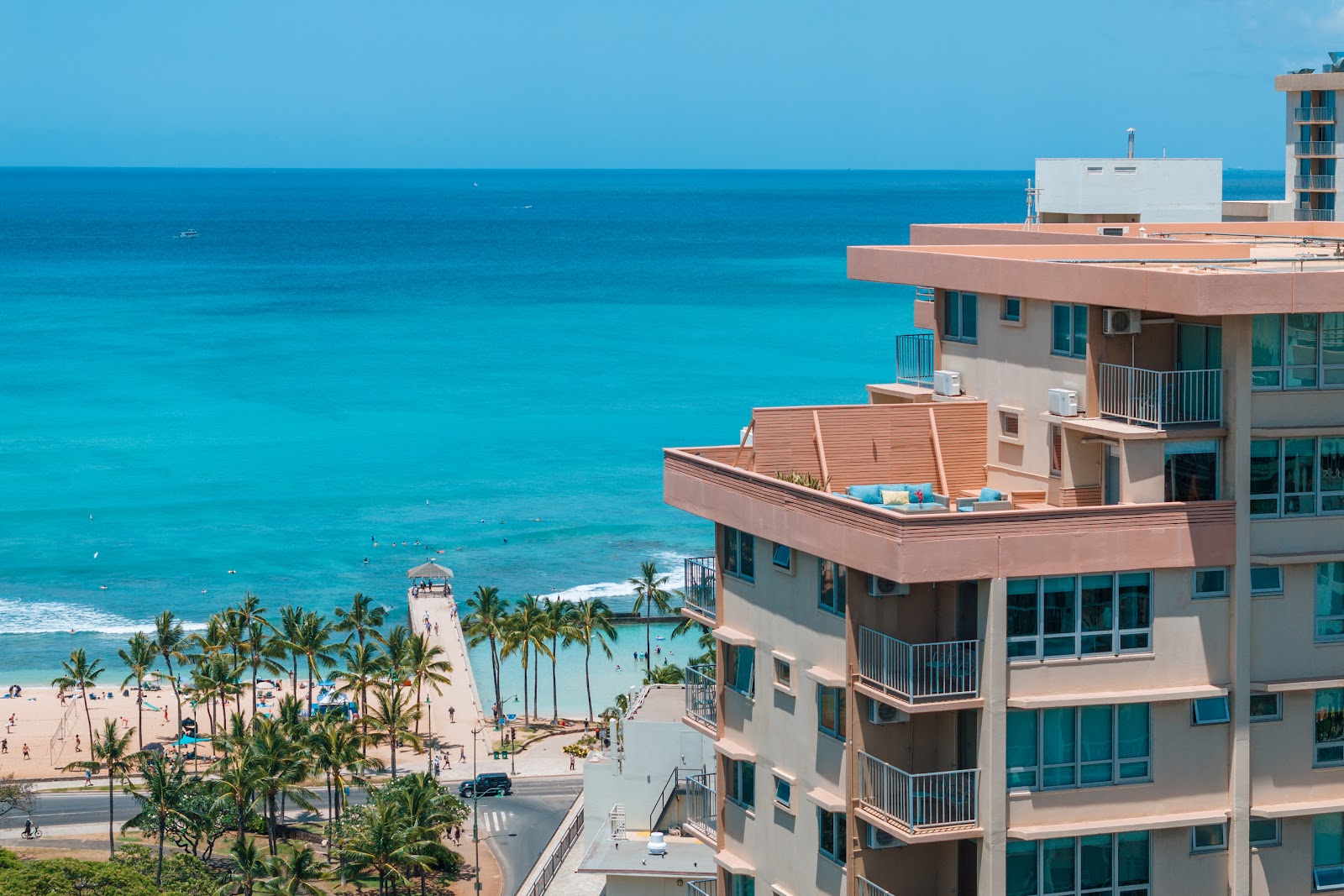 Queen Kapiʻolani Hotel Waikīkī Beach in Honolulu