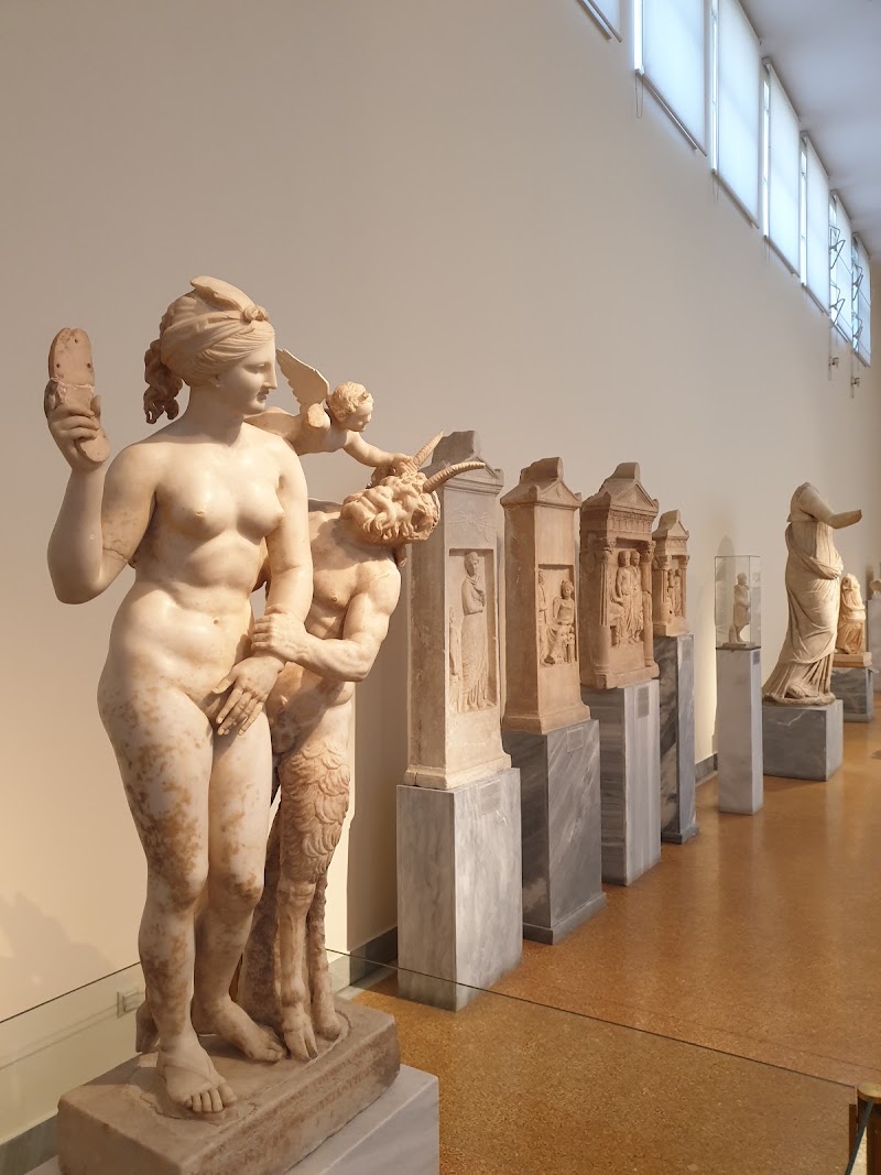 Photo 4 at National Archaeological Museum in Athina