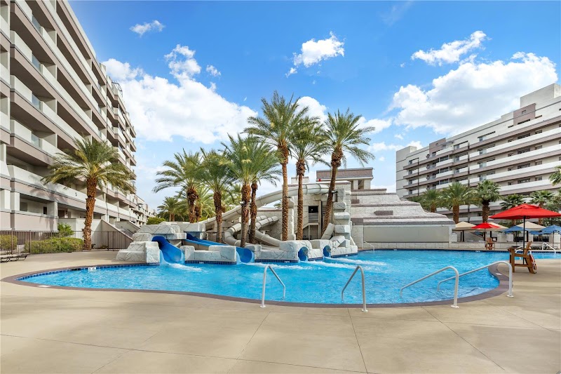 Photo 5 at Hilton Vacation Club Cancun Resort Las Vegas in Las Vegas
