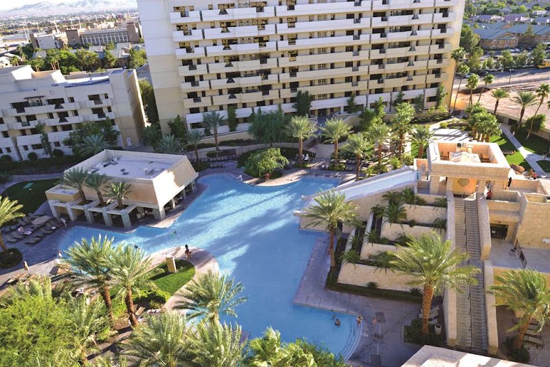 Photo 4 at Hilton Vacation Club Cancun Resort Las Vegas in Las Vegas