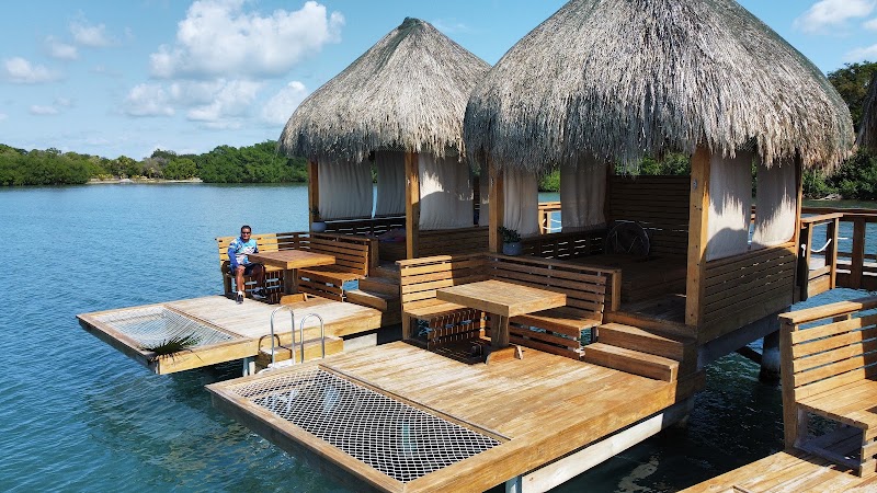 Turquoise Bay Dive & Beach Resort in 