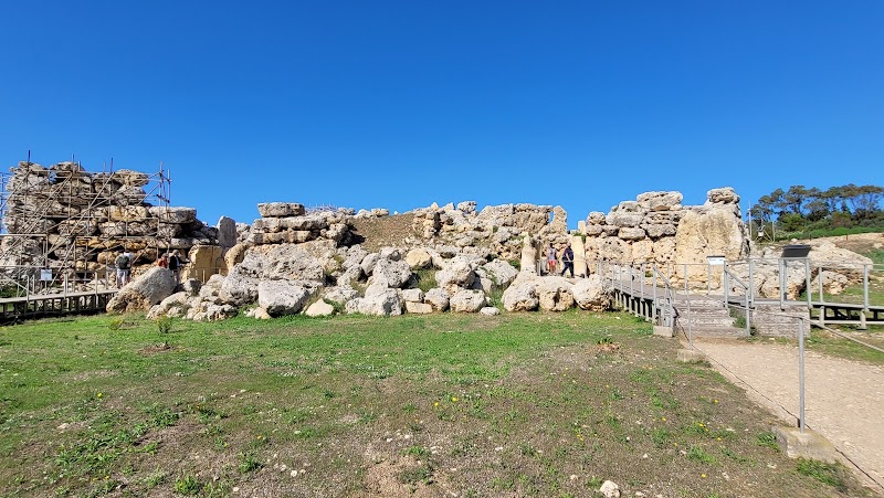 Photo 6 at Ġgantija Archaeological Park in Ix-Xagħra