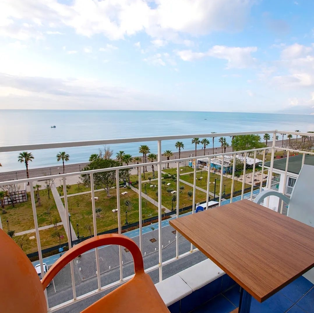 Kristal Beach Hotel in 
