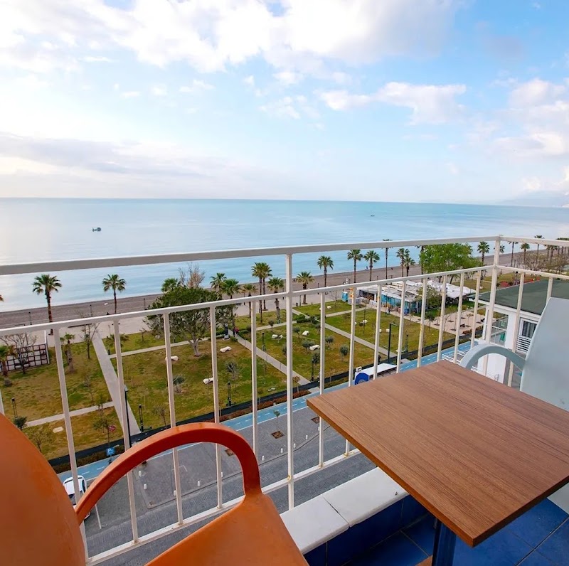 Kristal Beach Hotel in 