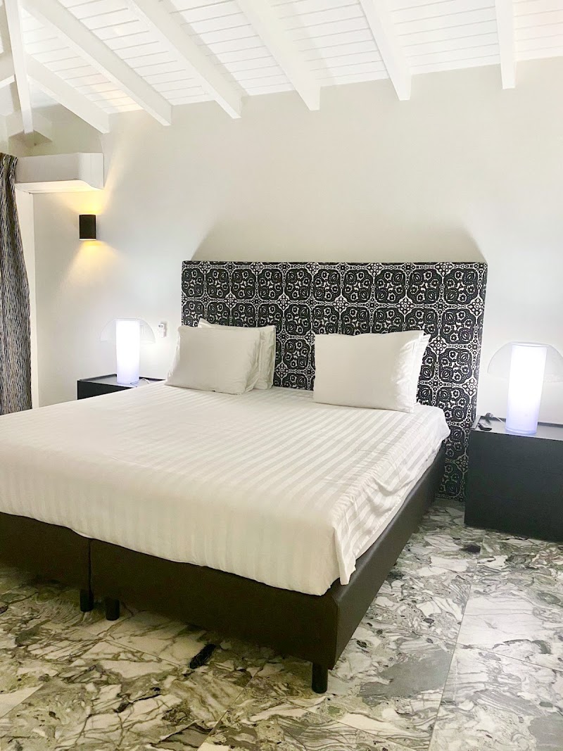Photo 1 at Papagayo Beach Resort in Willemstad