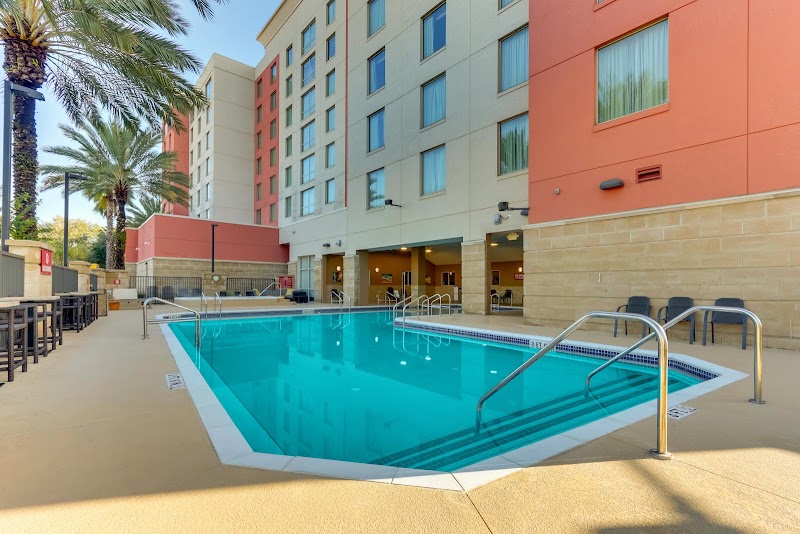 Drury Inn & Suites near Universal Orlando Resort in Orlando