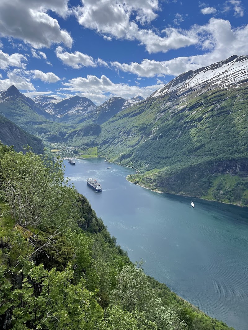 Photo 5 at Ørnesvingen Viewpoint in Geiranger