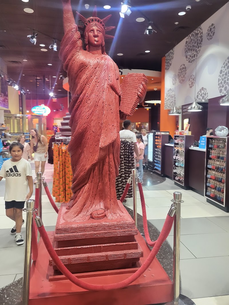 Photo 5 at Statue of Liberty Replica in Las Vegas