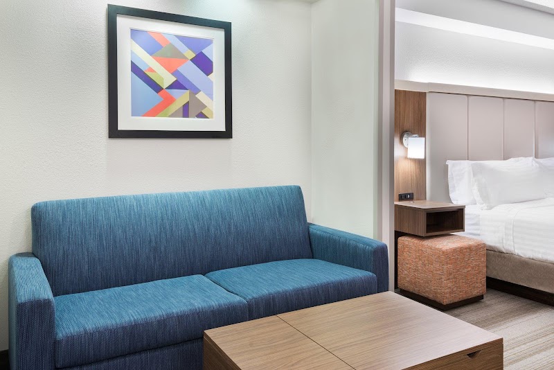 Photo 6 at Holiday Inn Express & Suites Nearest Universal Orlando by IHG in Orlando