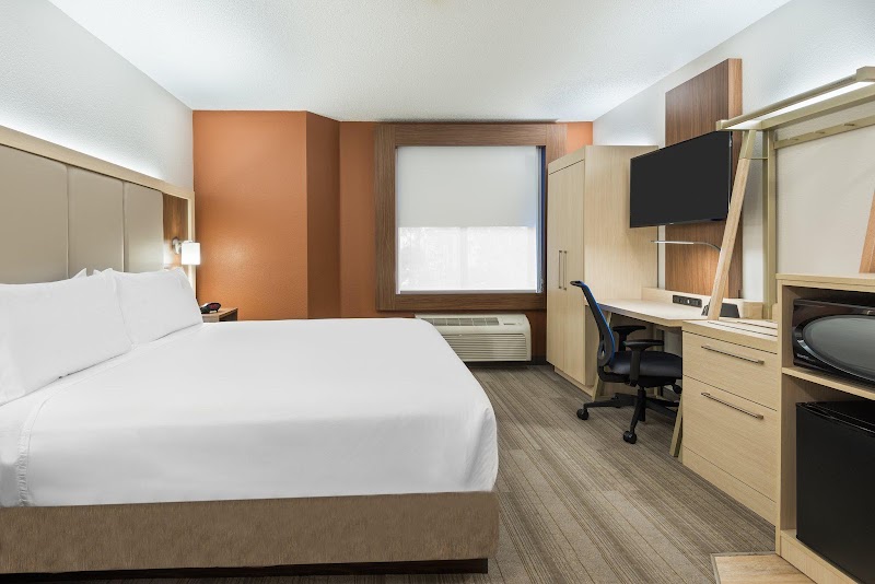 Photo 1 at Holiday Inn Express & Suites Nearest Universal Orlando by IHG in Orlando