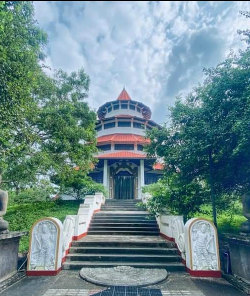 Photo 3 at Seruwawila Rajamaha Viharaya in Seruwawila