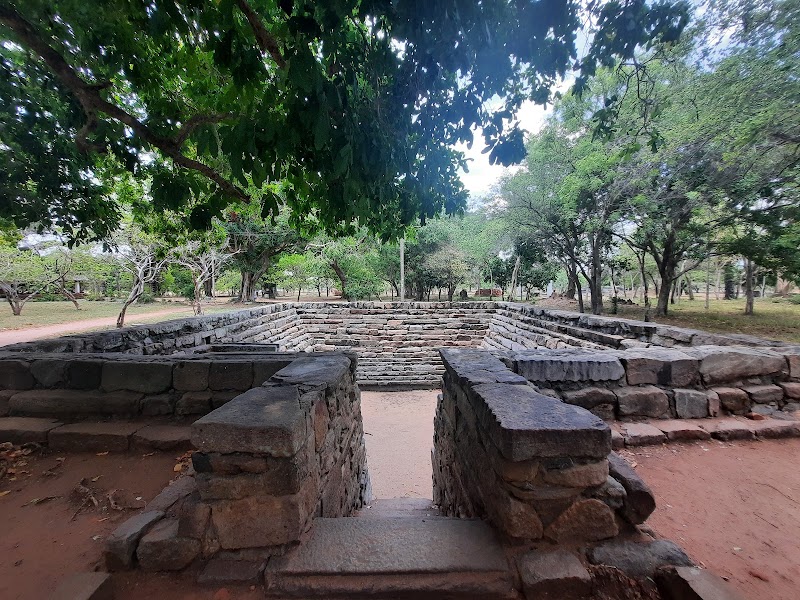 Photo 5 at Seruwawila Rajamaha Viharaya in Seruwawila