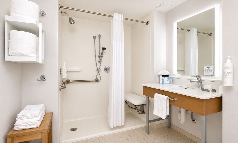 Photo 3 at Hampton Inn & Suites Miami/Brickell-Downtown in Miami