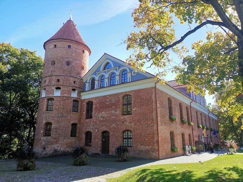 Raudondvaris Manor in Raudondvaris