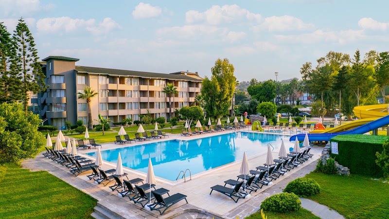 Sunset Beach Hotel SPA in 