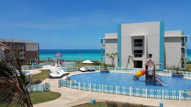 Photo 3 at Hôtel Grand Muthu Cayo Guillermo in 