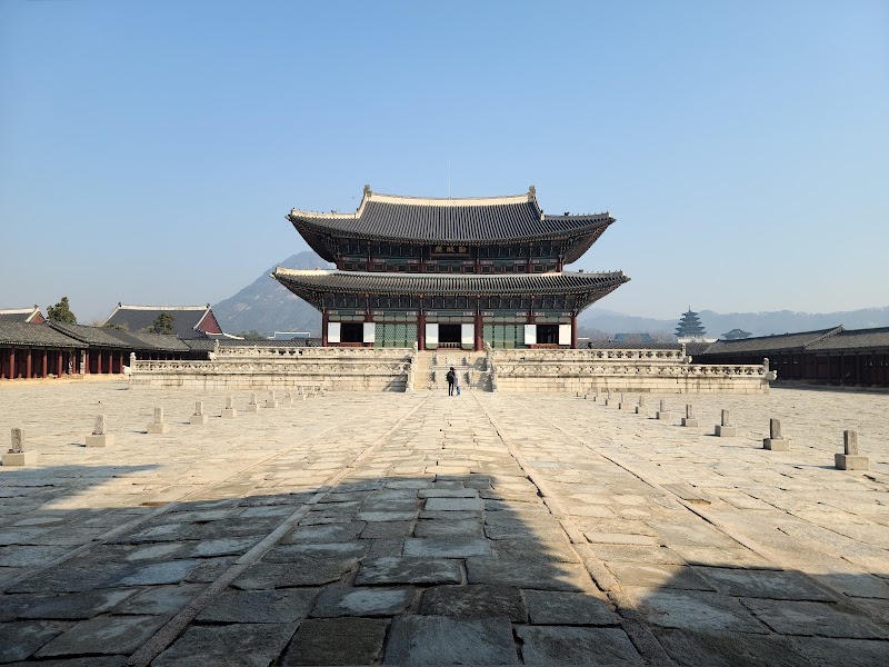 Gyeongbokgung Palace in Sajik-ro