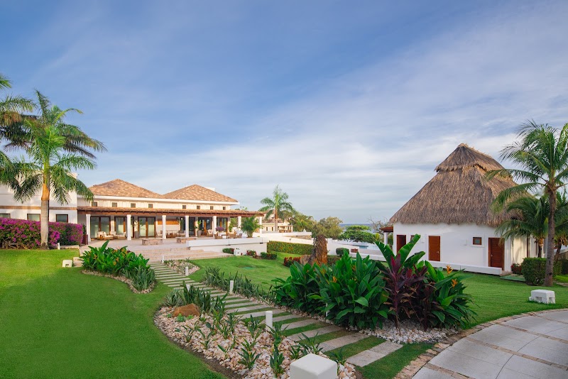 Prospera | Las Verandas Hotel & Villas in Roatan